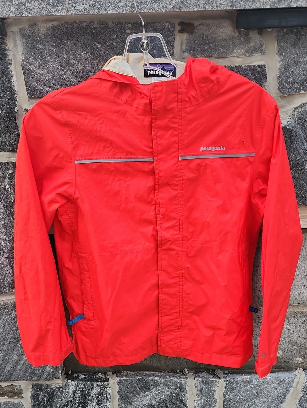 Patagonia Torrentshell Rain Jacket Boys Medium Red